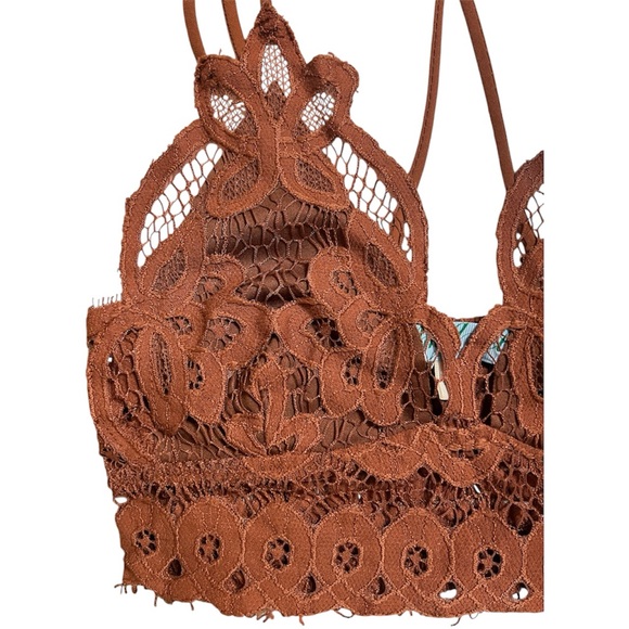 Mocha mousse butterfly Lace Bralette top in chocolate Brown copper fall bra top - Picture 5 of 5